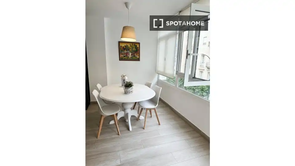Außenansicht von Wohnung zur untervermieten in Málaga mit Klimaanlage, Terrasse und Möbliert