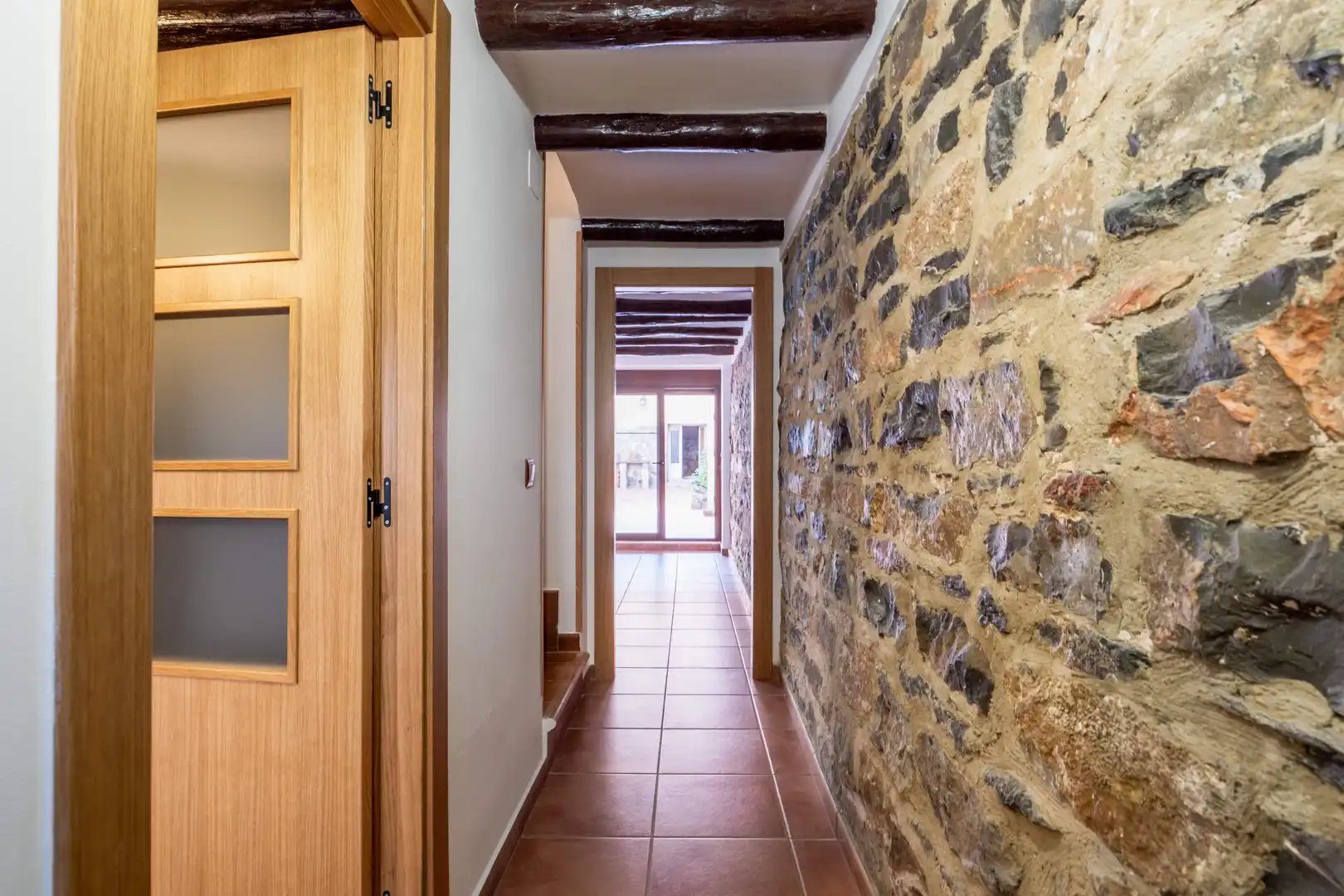 Houses for sale in Calatorao  with Air Conditioner, Terrace and Balcony