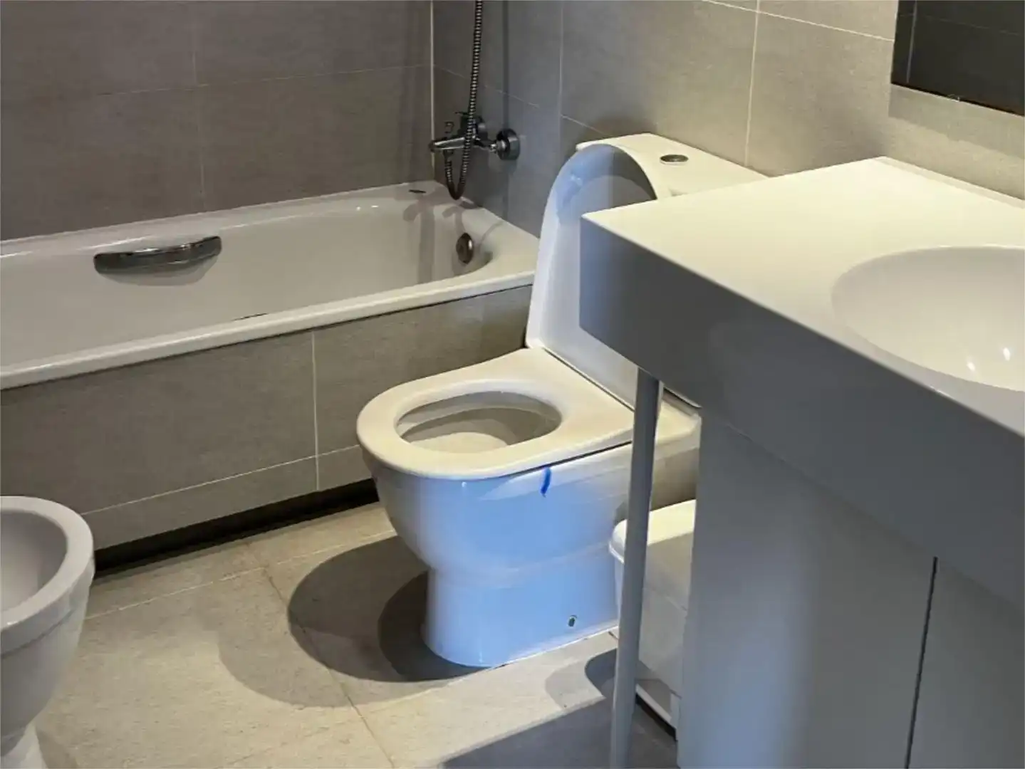 Bany de Pis en venda en  Barcelona Capital amb Aire condicionat i Balcó