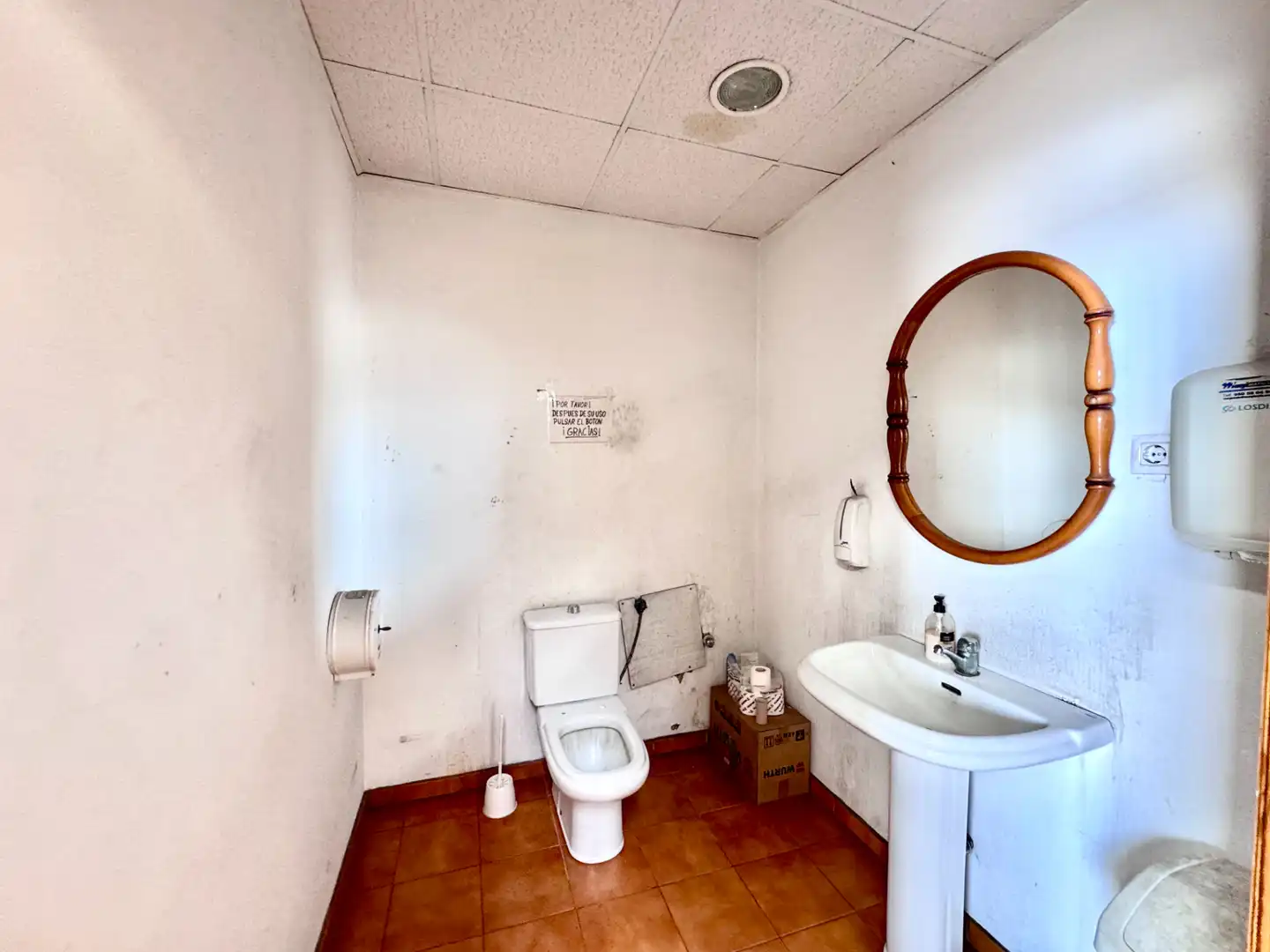 Badezimmer von Fabrikhallen zum Verkauf in El Ejido mit Alarm