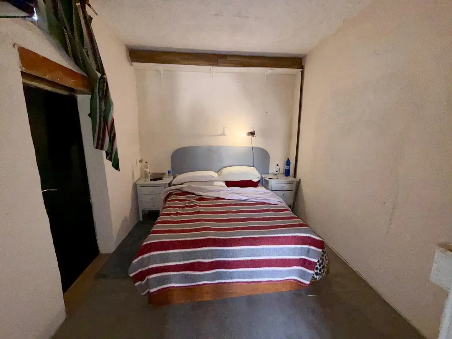 Schlafzimmer von Country house zum Verkauf in Enix