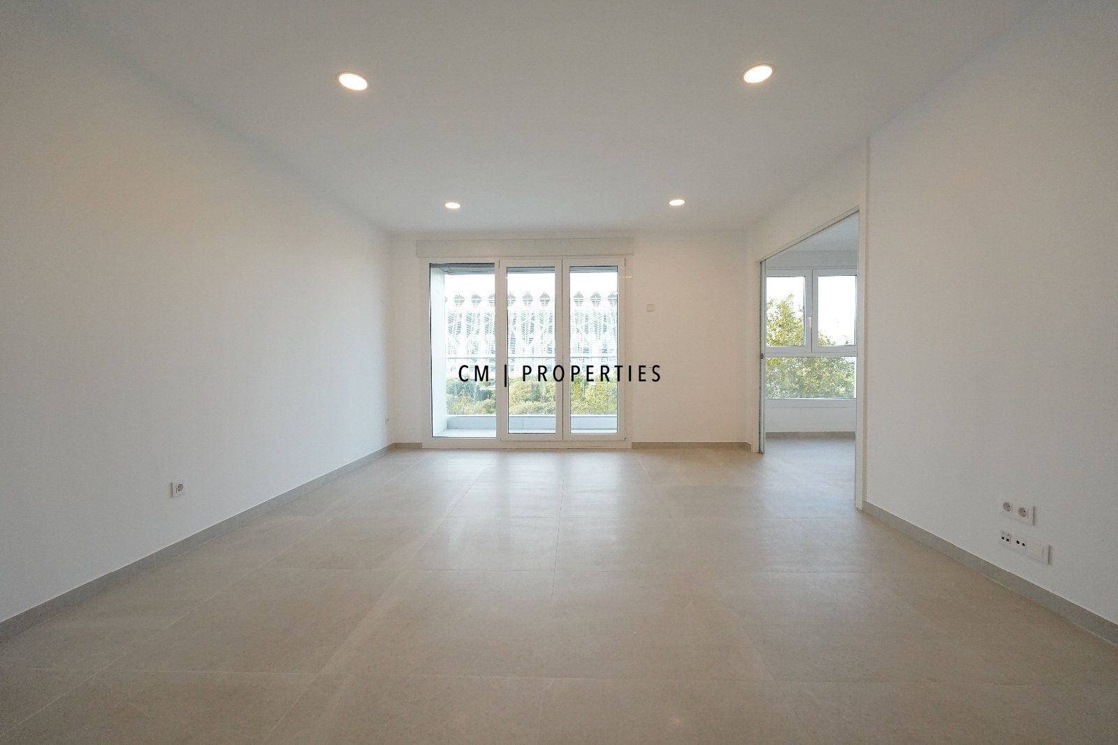 Flat to rent in  Valencia Capital  with Air Conditioner, Heating and Terrace