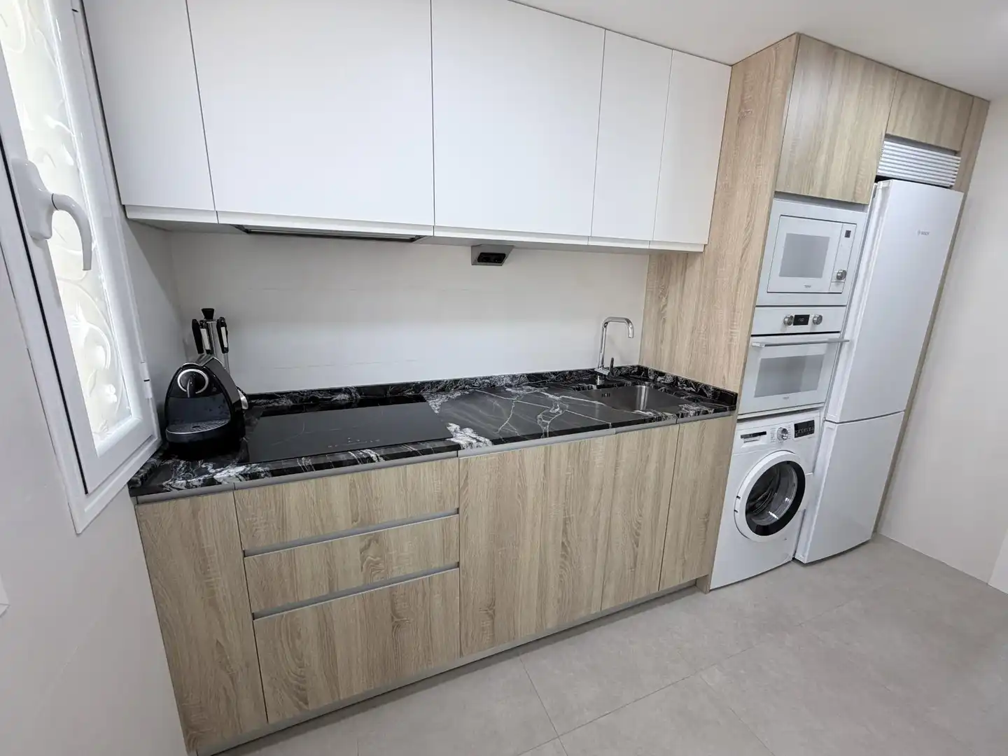 Küche von Wohnung zur Miete in Zaragoza mit Klimaanlage, Heizung und Terrasse