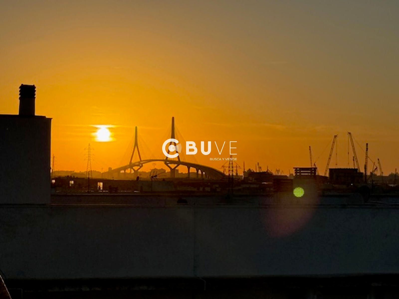 Vista exterior de Piso en venta en Puerto Real con Aire acondicionado, Calefacción y Trastero