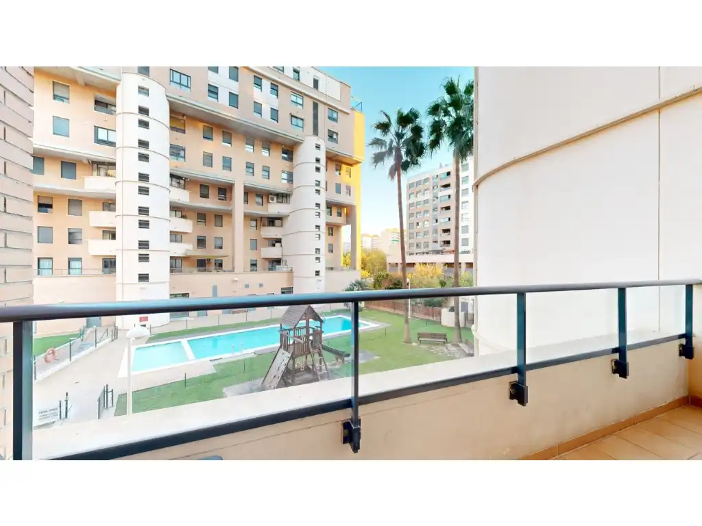 Exterior view of Flat for sale in Valencia  with Air Conditioner, Terrace and Community pool