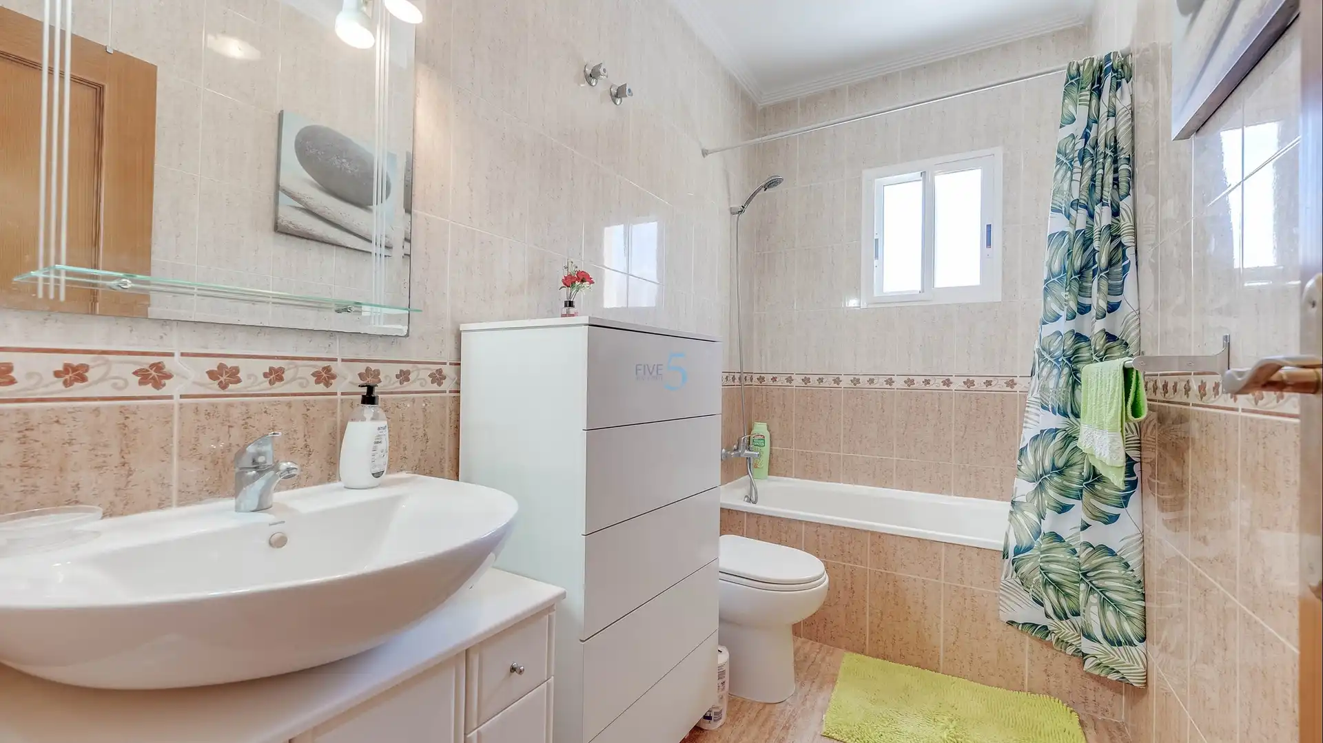 Baño de Piso en venta en San Pedro del Pinatar con Terraza, Piscina y Amueblado