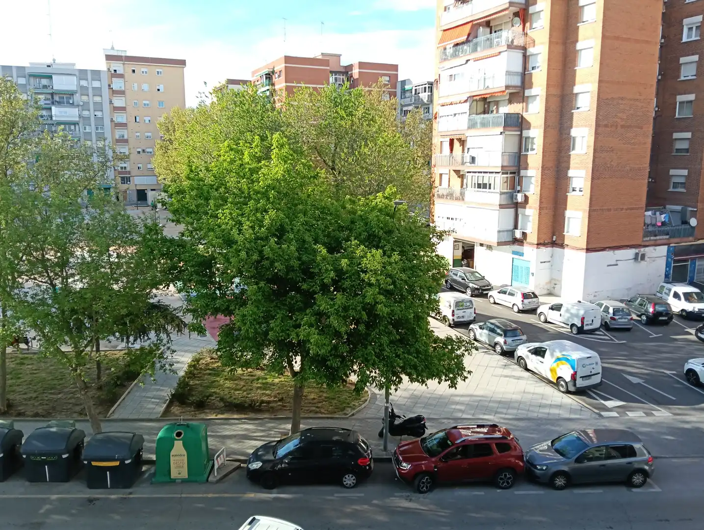 Vista exterior de Pis en venda en Móstoles amb Aire condicionat, Calefacció i Jardí privat