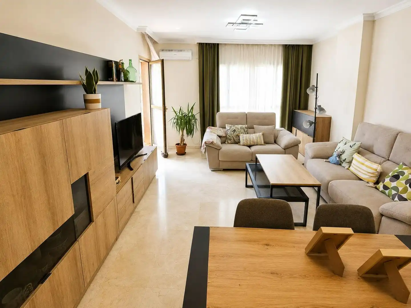Sala de estar de Piso en venta en Málaga con Aire acondicionado, Jardín privado y Terraza