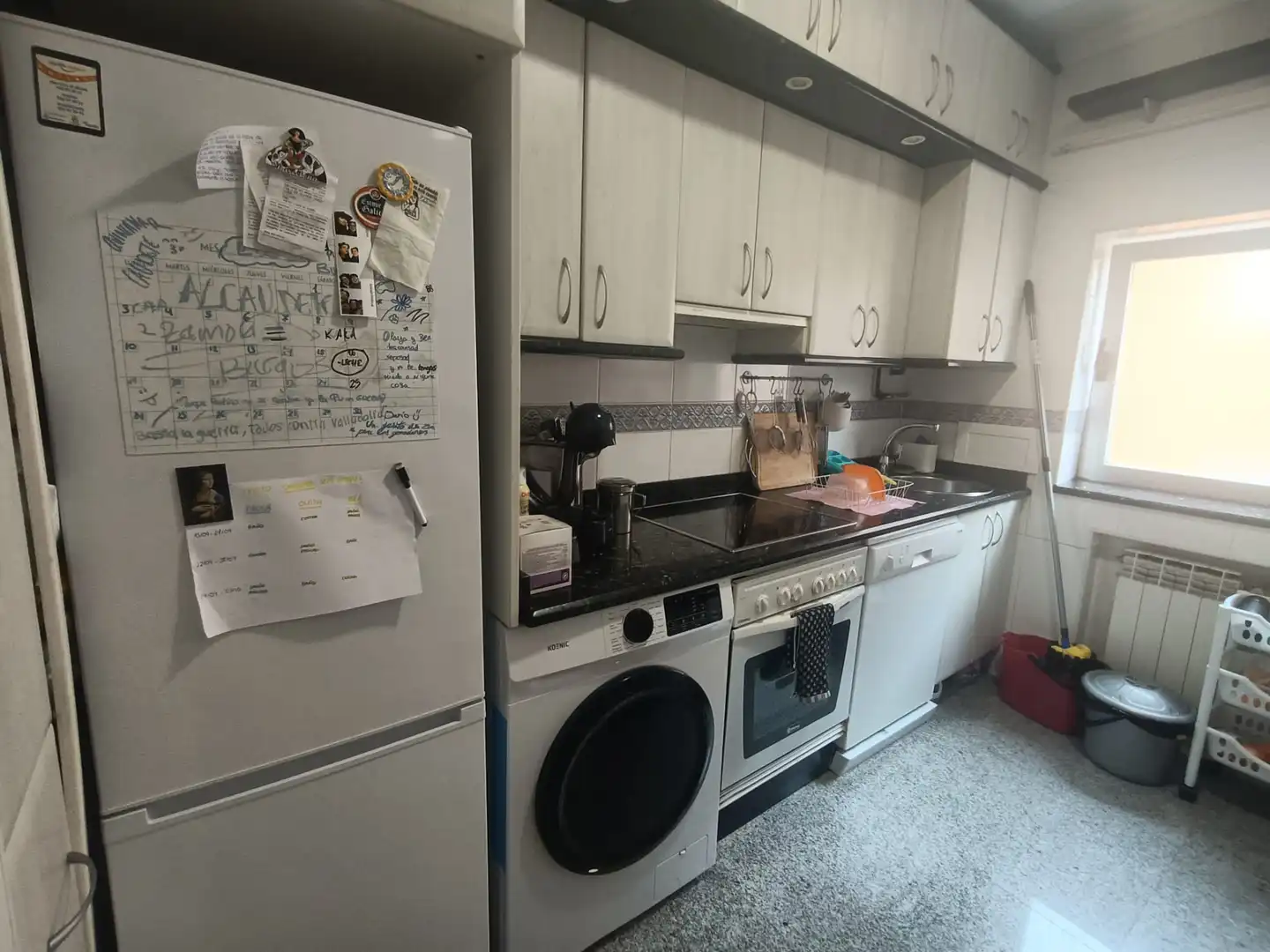 Kitchen of Flat for rent in Salamanca  with Heating, Parquet flooring and Furnished