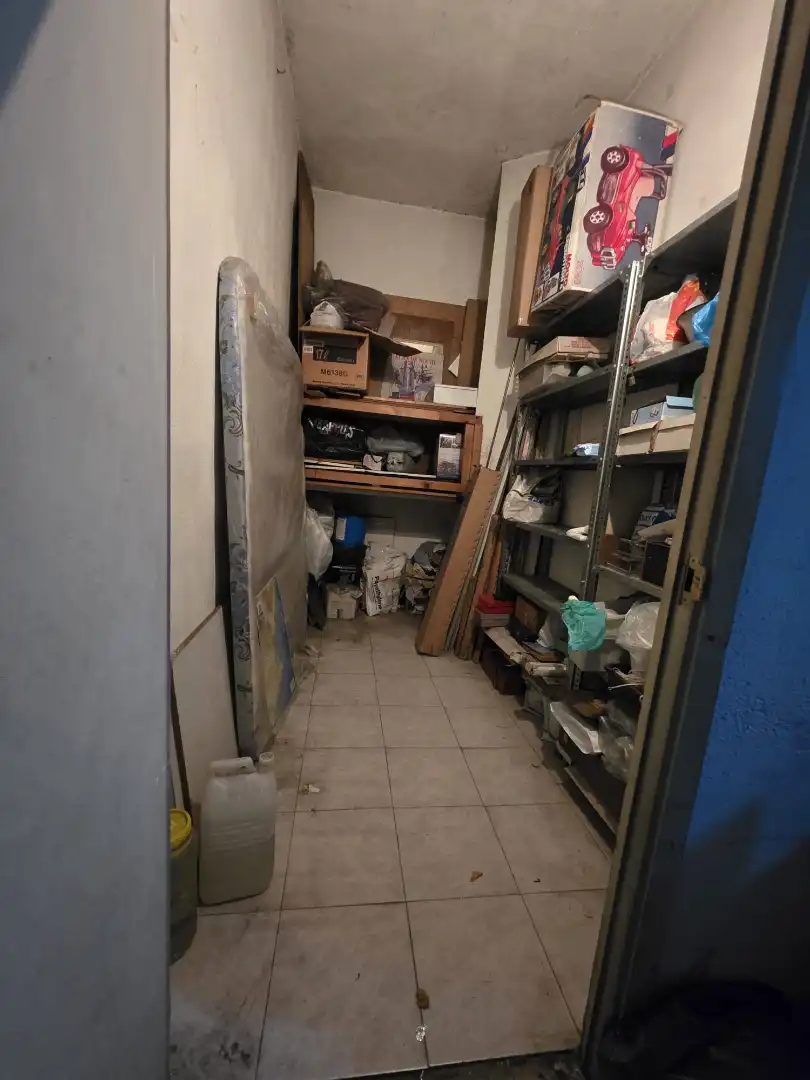 Wohnung zum Verkauf in Mislata mit Klimaanlage, Abstellraum und Balkon