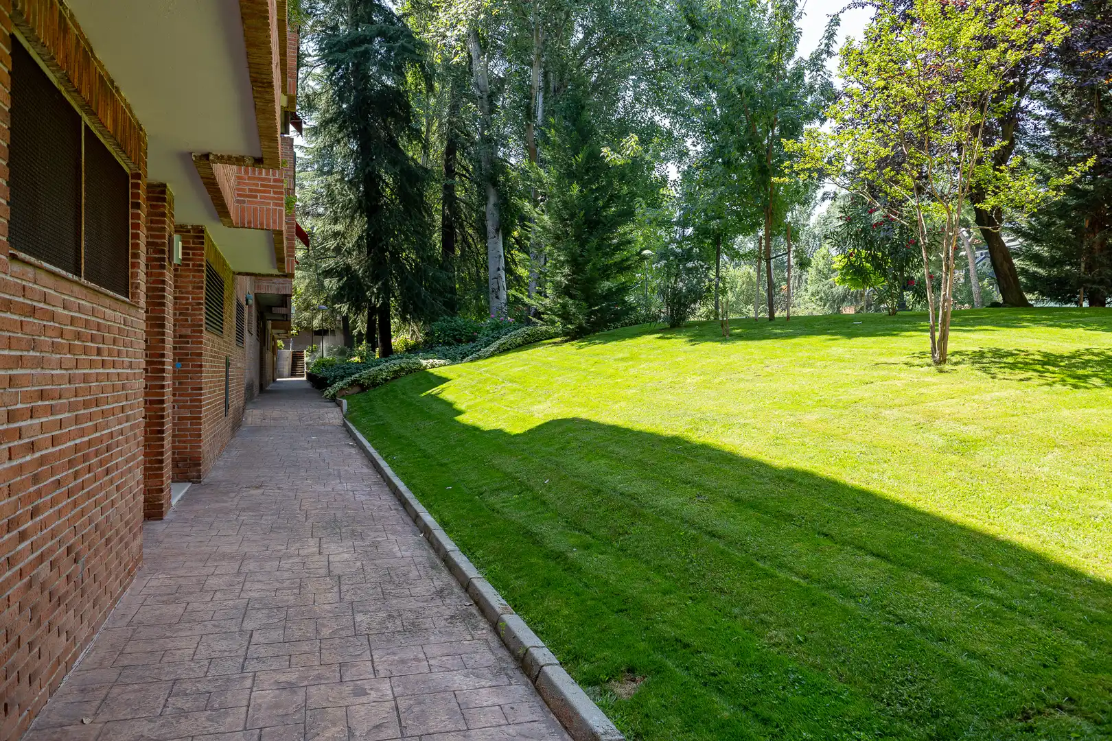 Jardín de Ático en venta en Las Rozas de Madrid con Aire acondicionado, Calefacción y Terraza
