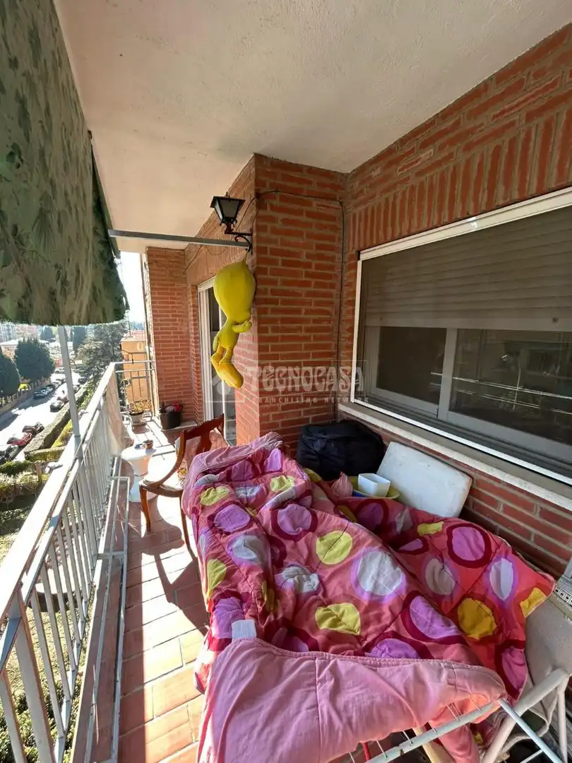 Terraza de Piso en venta en Granada con Balcón
