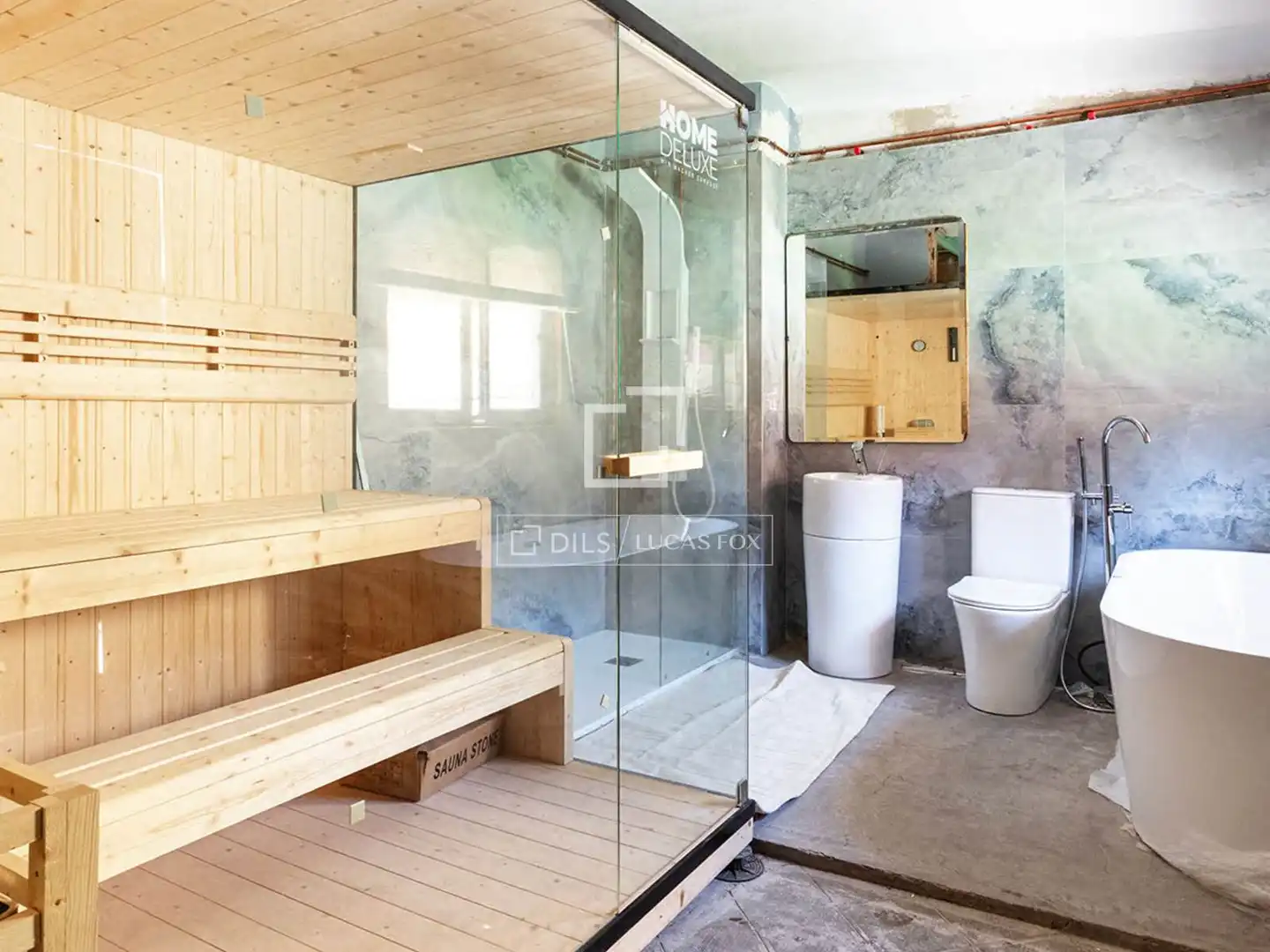 Bathroom of Flat for sale in Barcelona  with Air Conditioner, Private garden and Terrace
