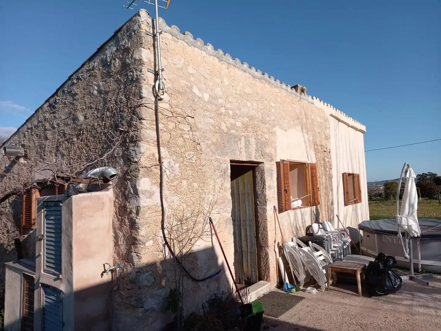 Vista exterior de Casa o xalet en venda en Algaida amb Jardí privat i Moblat