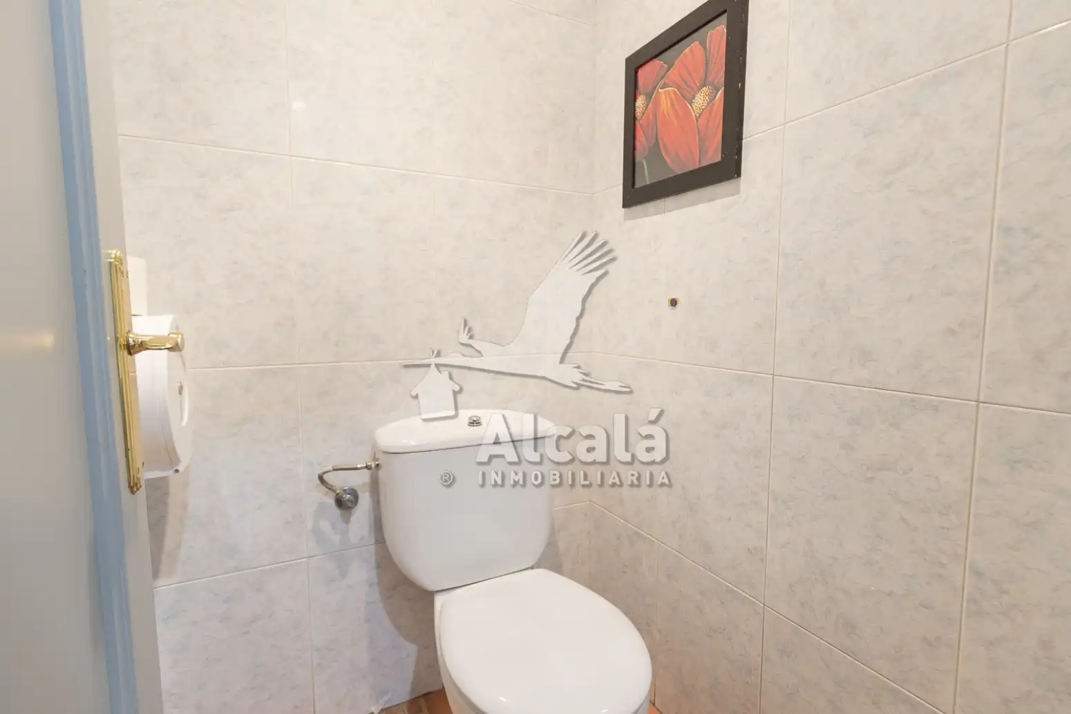 Baño de Local en venta en Alcalá de Henares