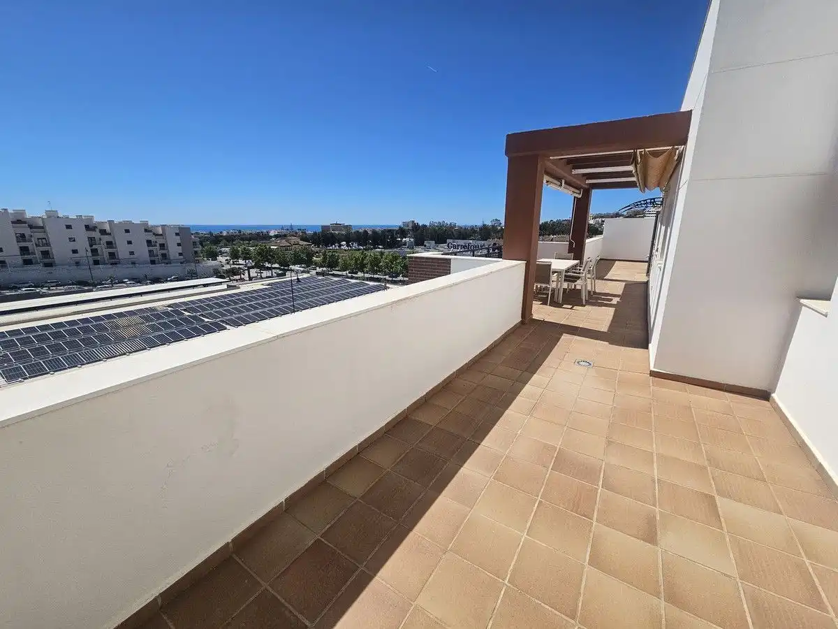 Terrasse von Dachboden zur Miete in Mijas mit Klimaanlage, Heizung und Terrasse