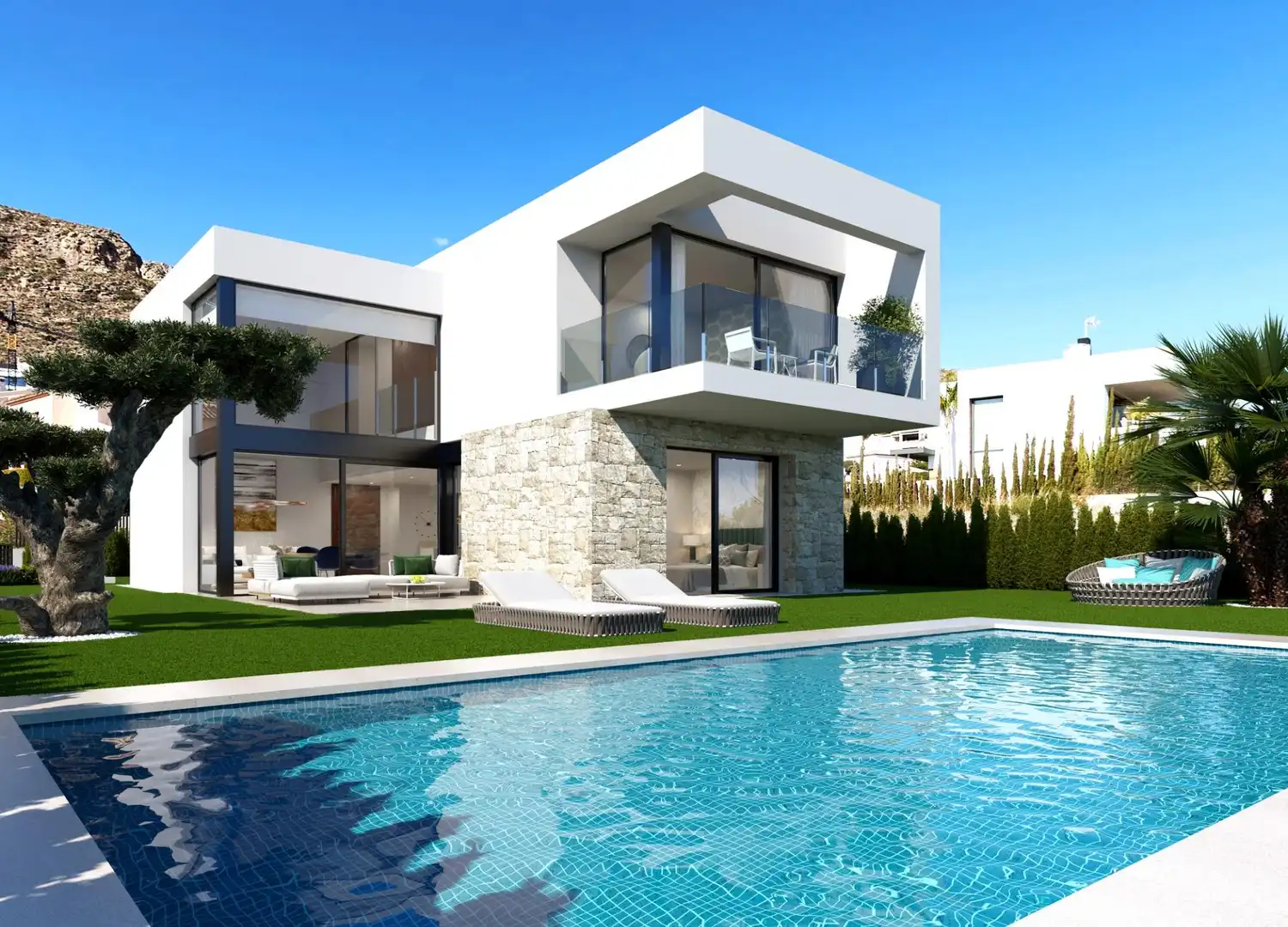 Chalet con piscina en venta en Golf Bahía
