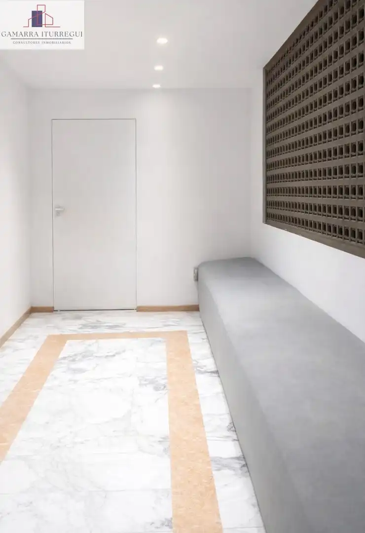 Habitación de Piso en venta en Alicante / Alacant con Aire acondicionado, Calefacción y Alarma