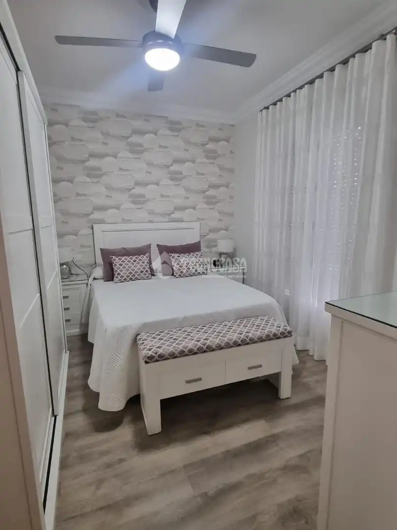 Casa aparellada en venda a Morón de la Frontera, imagen 27