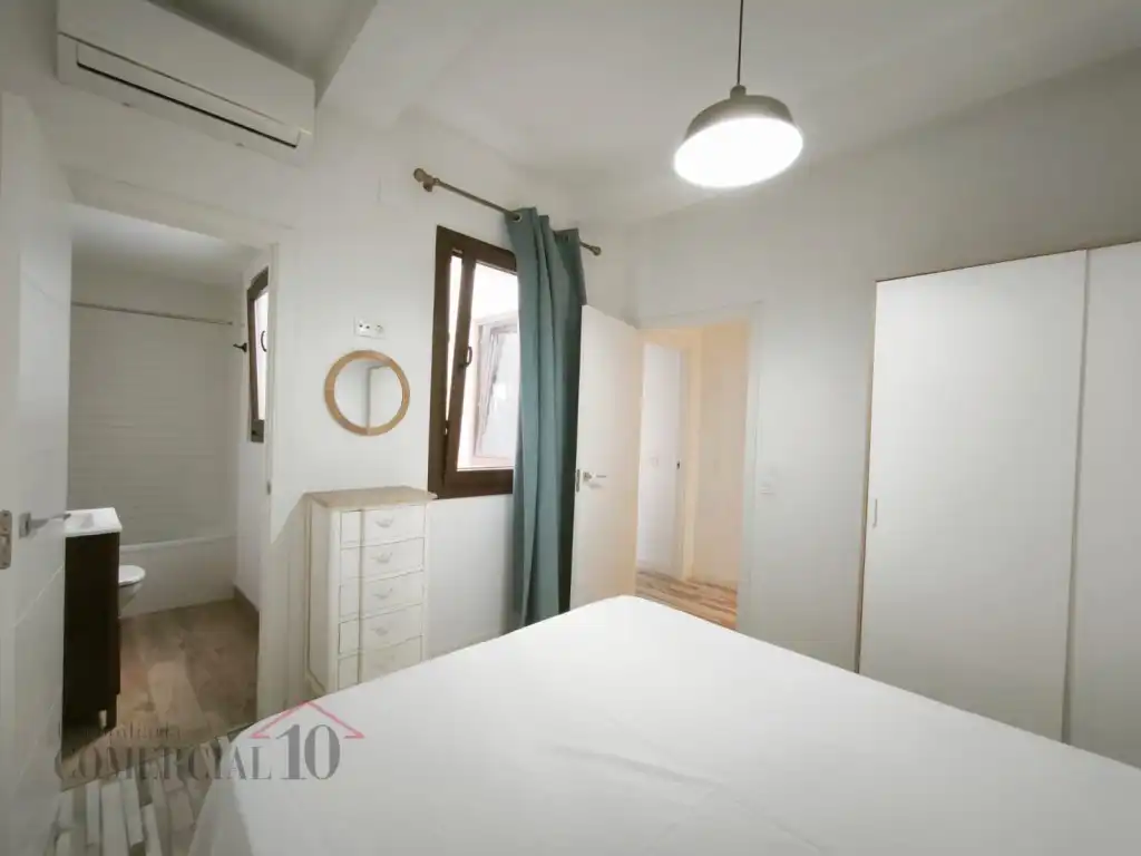 Habitación de Apartamento de alquiler en Badajoz con Terraza y Balcón
