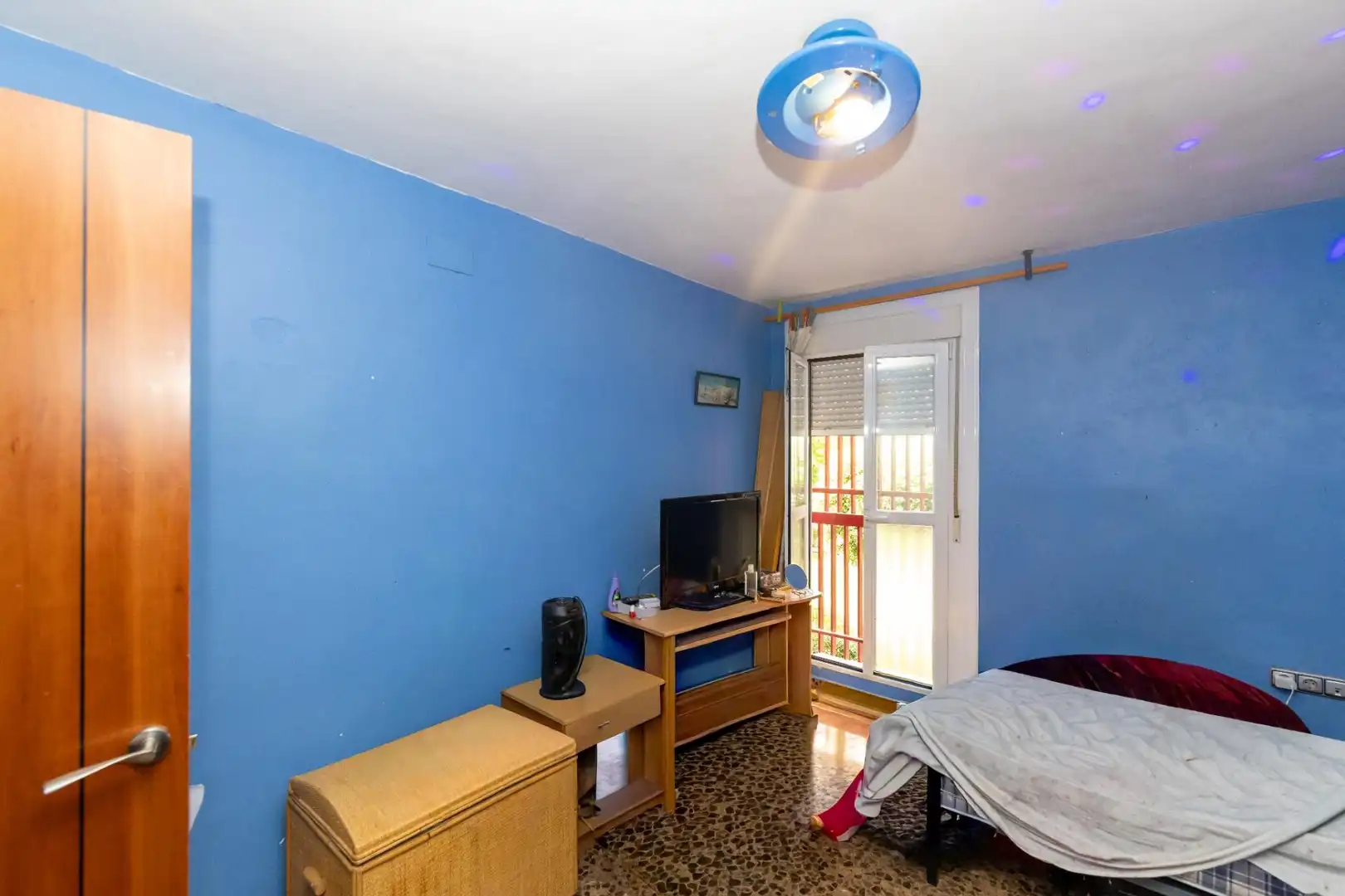 Bedroom of Flat for sale in Granada  with Air Conditioner and Private garden