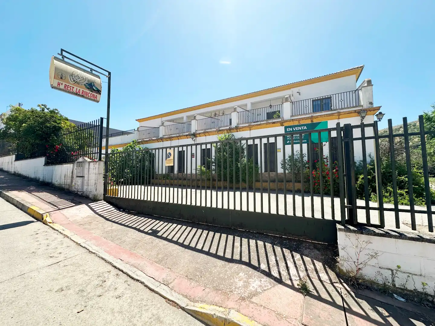 Vista exterior de Edificio en venta en Villanueva de Algaidas