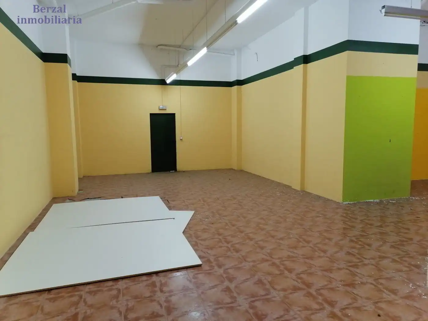 Business premises for sale in Calle Avenida de Burgos, imagen 9