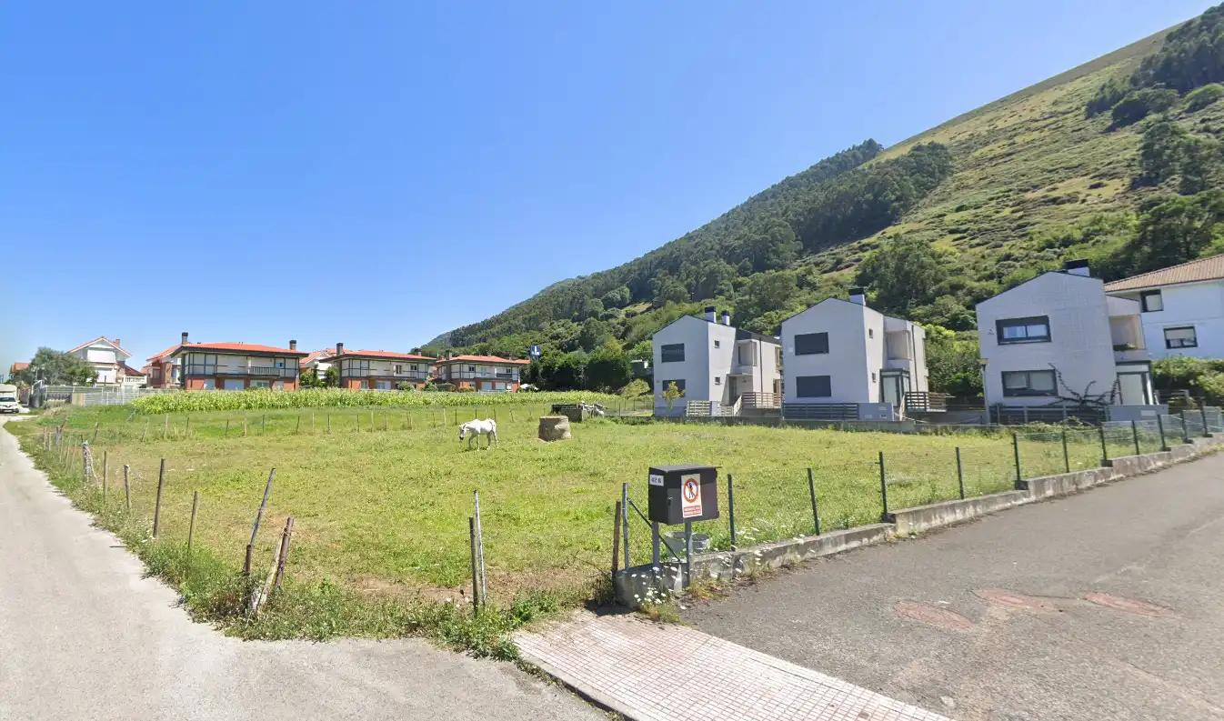 Außenansicht von Residential zum Verkauf in Castro-Urdiales