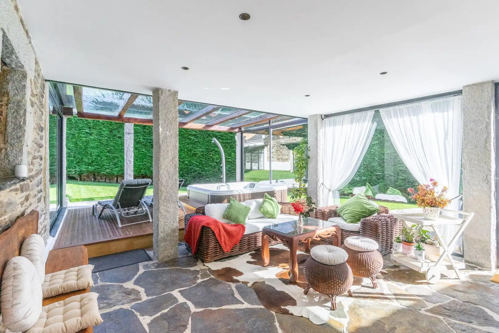Terraza de Casa o chalet en venta en Lugo con Calefacción, Jardín privado y Jacuzzi