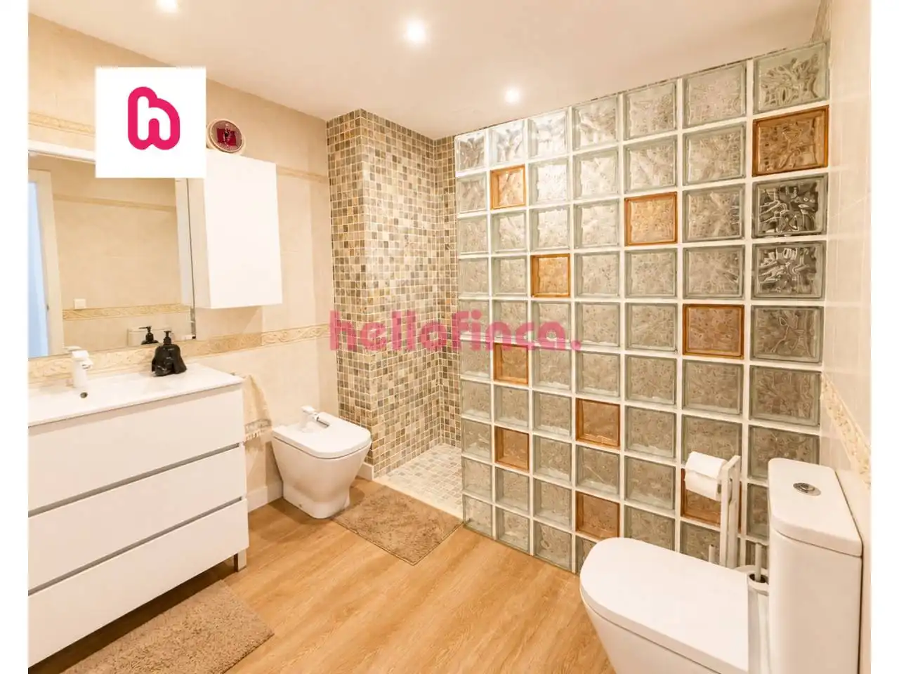 Bathroom of Detached homes for sale in El Vendrell  with Air Conditioner, Heating and Private garden