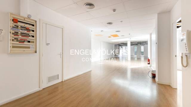 Oficina en Alquiler en Dreta de l'Eixample