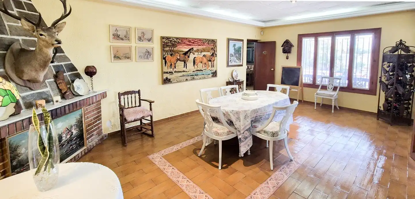 Menjador de Casa o xalet en venda en Elche / Elx amb Aire condicionat, Jardí privat i Traster