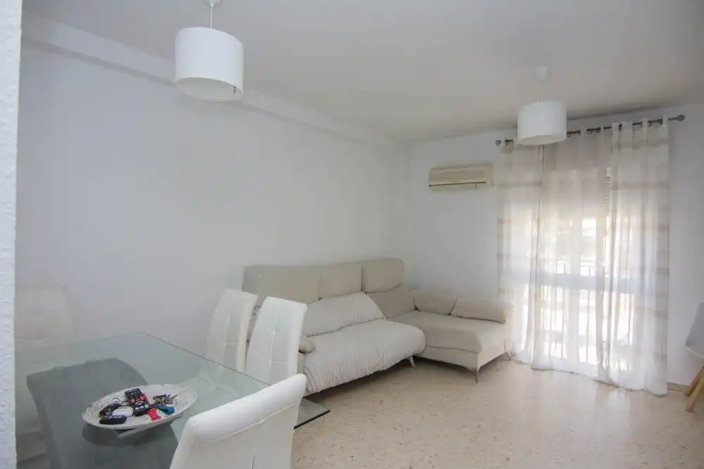 Sala d'estar de Dúplex en venda en El Puerto de Santa María amb Aire condicionat i Balcó