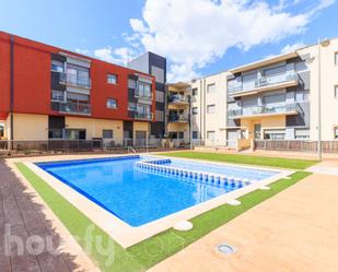 Swimming pool of Flat for sale in Santa Bàrbara  with Air Conditioner, Heating and Parquet flooring