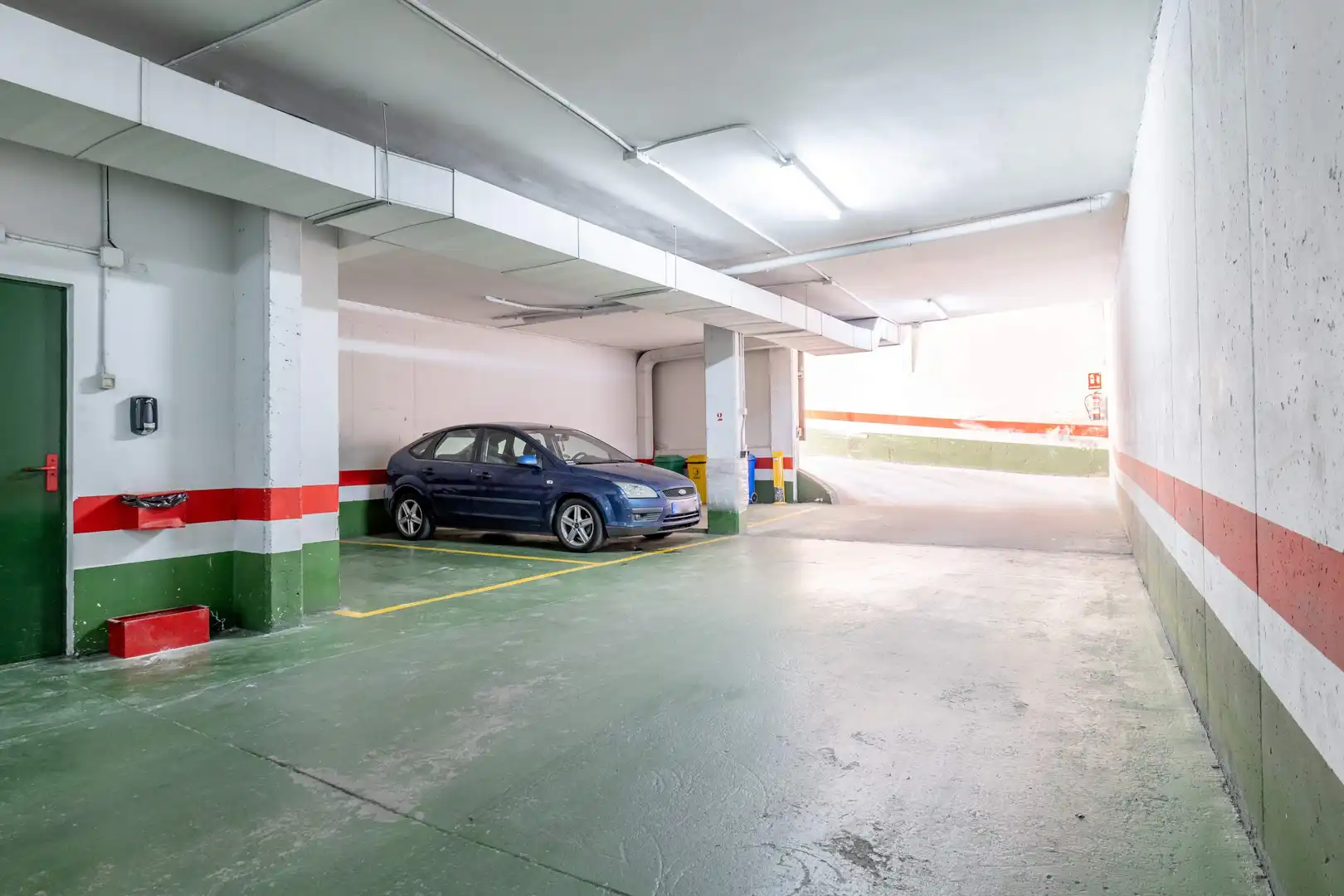 Parking of Duplexes for sale in Zaragoza  with Air Conditioner, Heating and Private garden