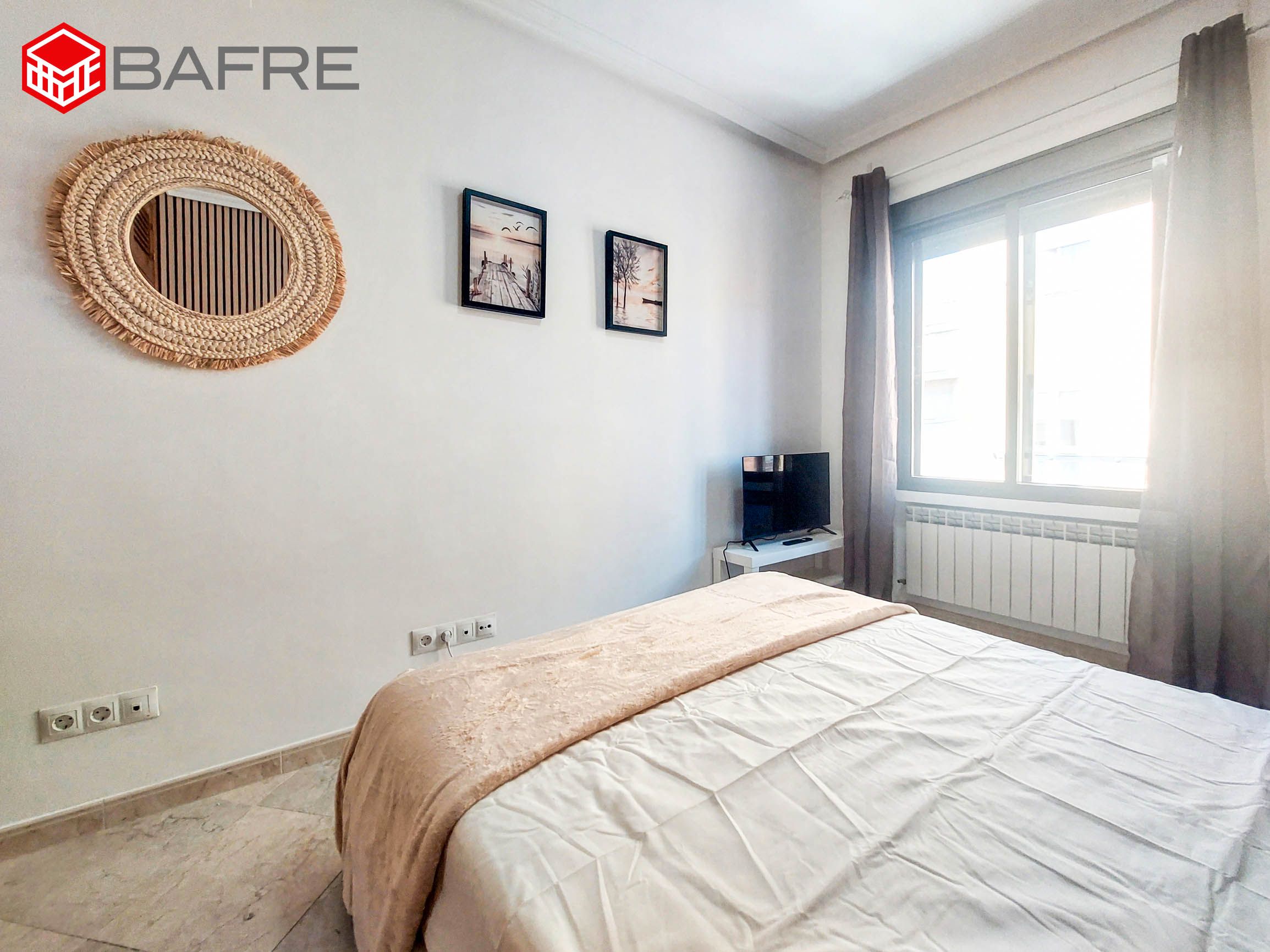 Bedroom of Attic for sale in  Madrid Capital  with Air Conditioner and Heating