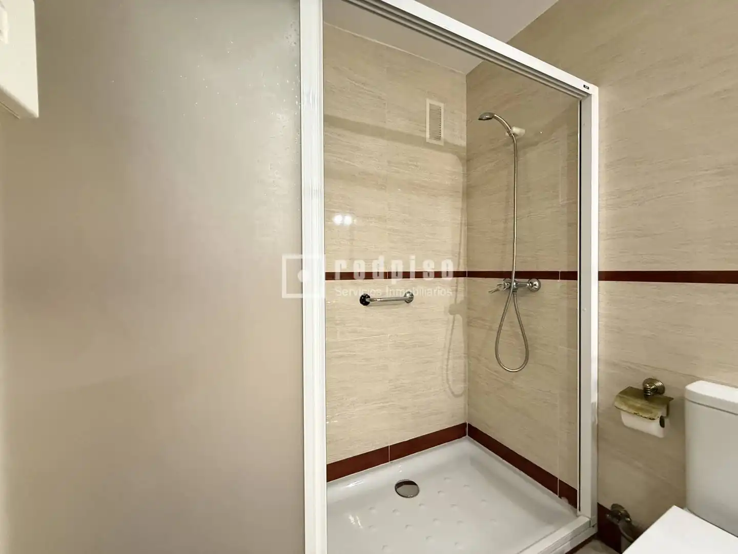 Bathroom of Flat for sale in Málaga  with Private garden, Terrace and Swimming Pool