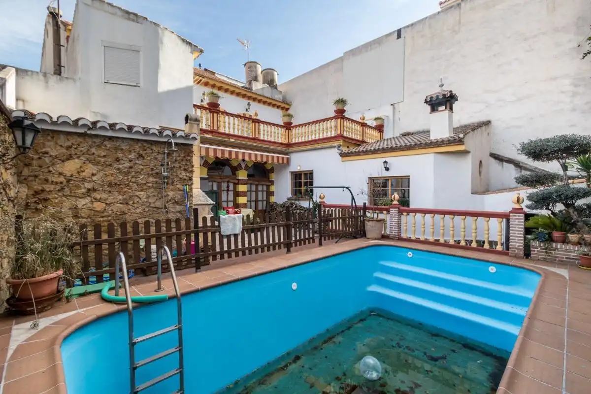 Piscina de Casa o xalet en venda en Albolote amb Calefacció, Jardí privat i Terrassa