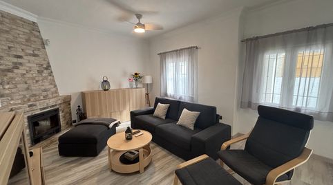 Foto 4 de Casa adosada en venta en Calle Enrique Granados, Cavaleri, Mairena del Aljarafe