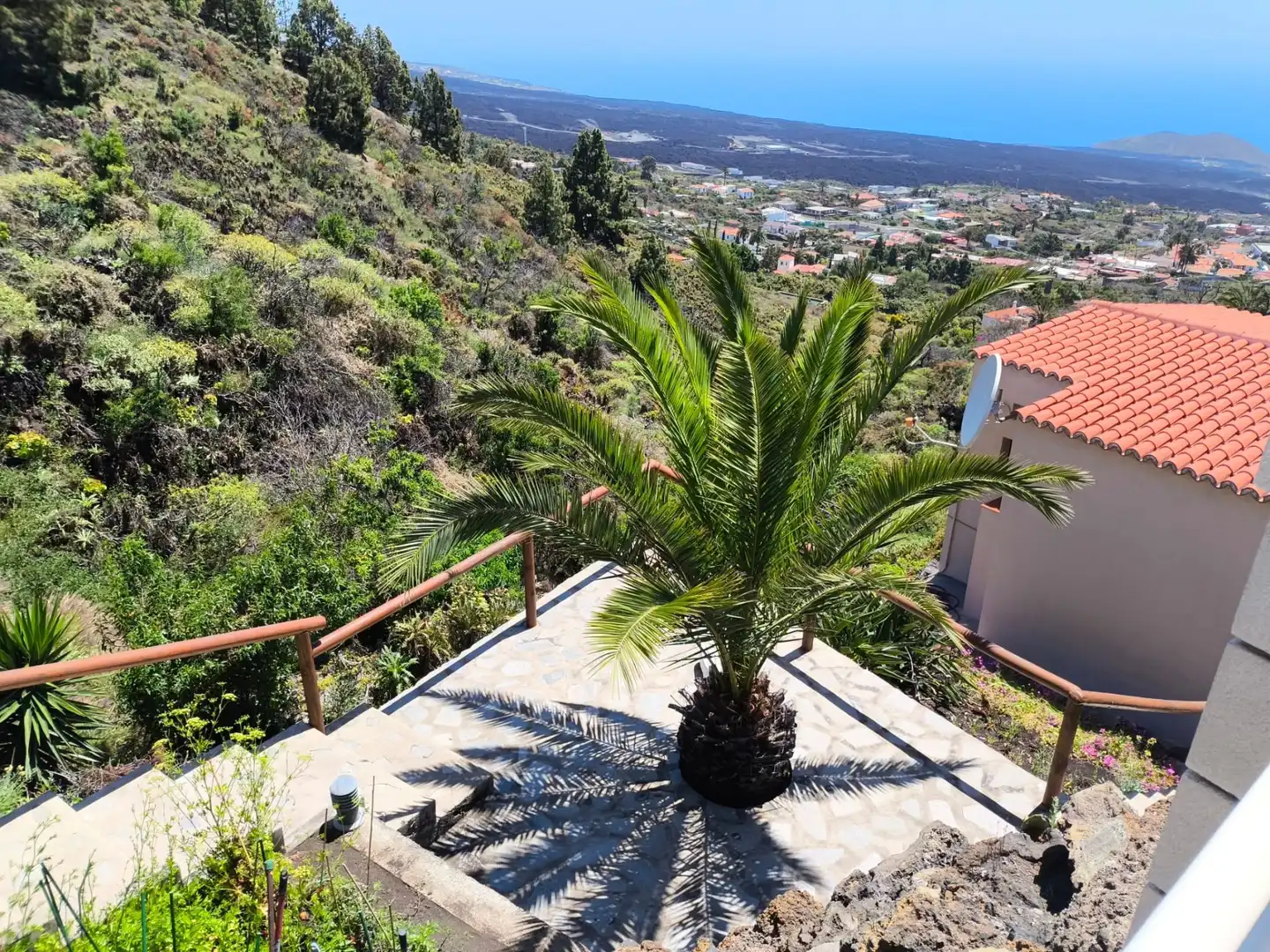 Vista exterior de Finca rústica en venda en El Paso amb Terrassa