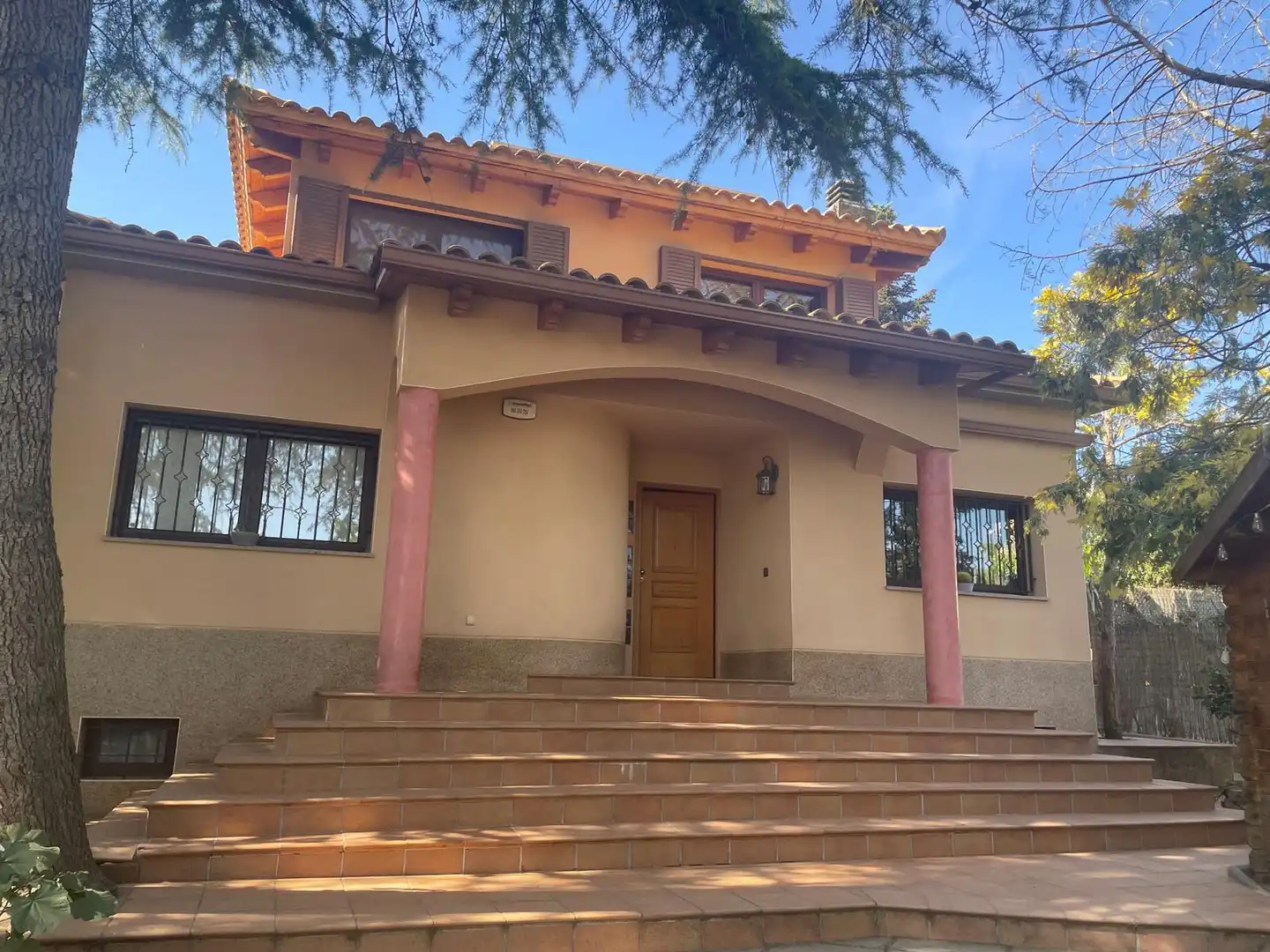 Chalet con piscina en venta en Carrer Catalunya, imagen 3