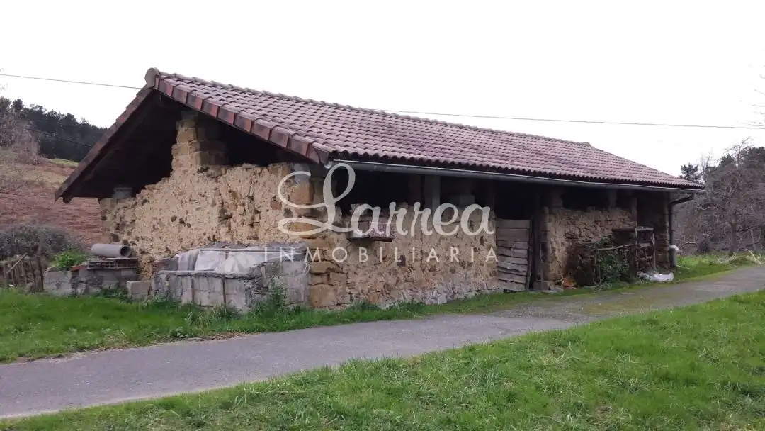 Finca rústica en venda en Larrabetzu amb Jardí privat i Balcó