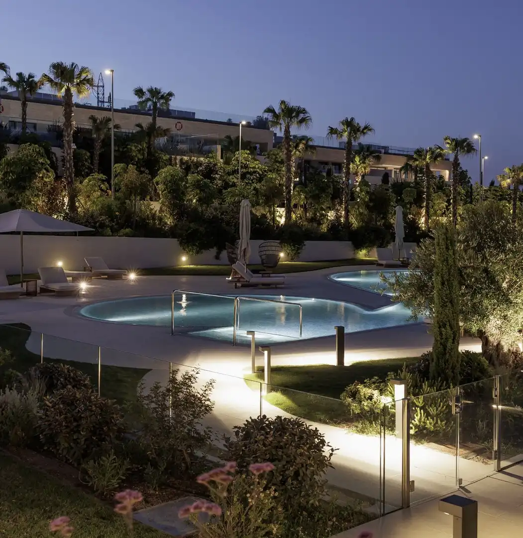 Swimming pool of Ground floor for sale in Marbella  with Air Conditioner, Terrace and Sauna
