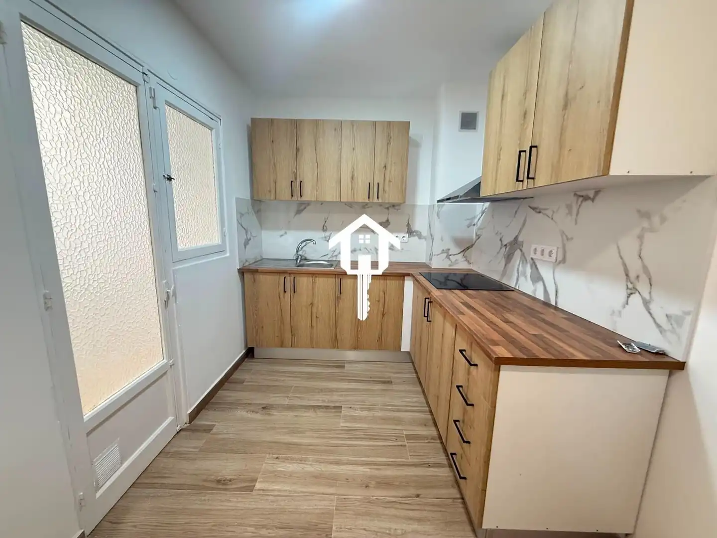 Cocina de Piso en venta en Elda con Balcón