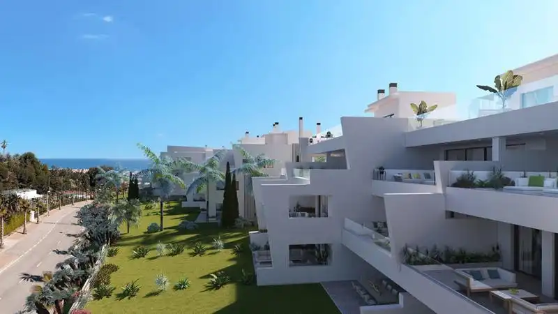 Habitatge amb piscina en venda a Altos de Estepona, imagen 9
