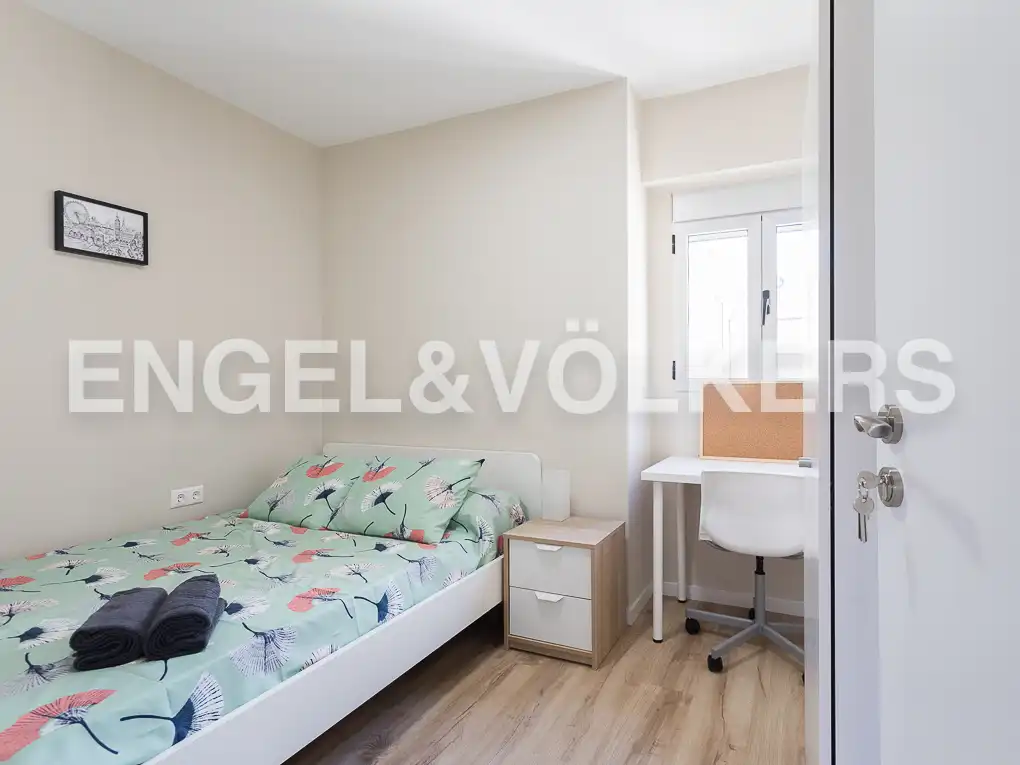 Bedroom of Flat for rent in Valencia  with Air Conditioner, Heating and Parquet flooring