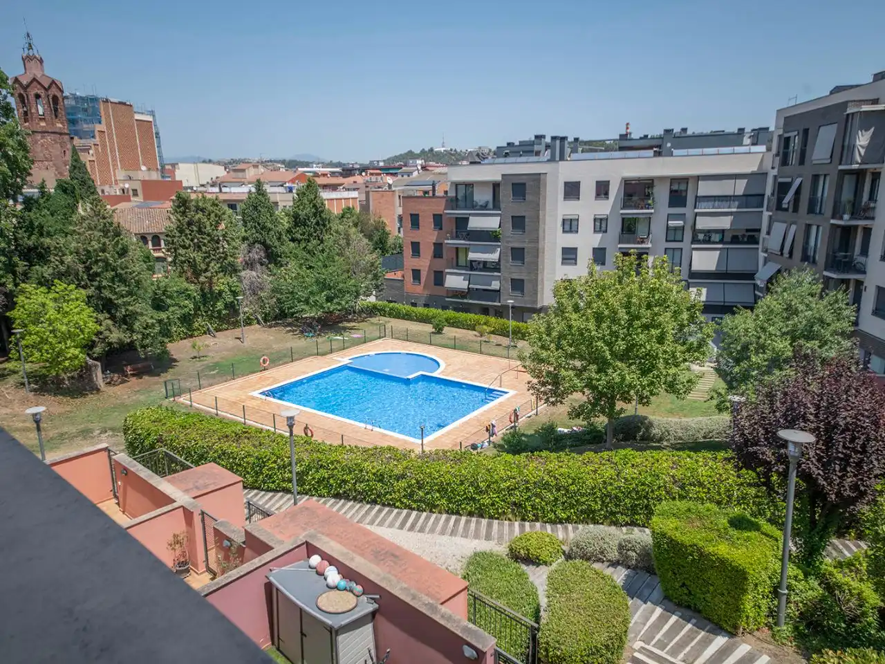 Maison mitoyenne avec piscine à vendre à Calle Palla 28