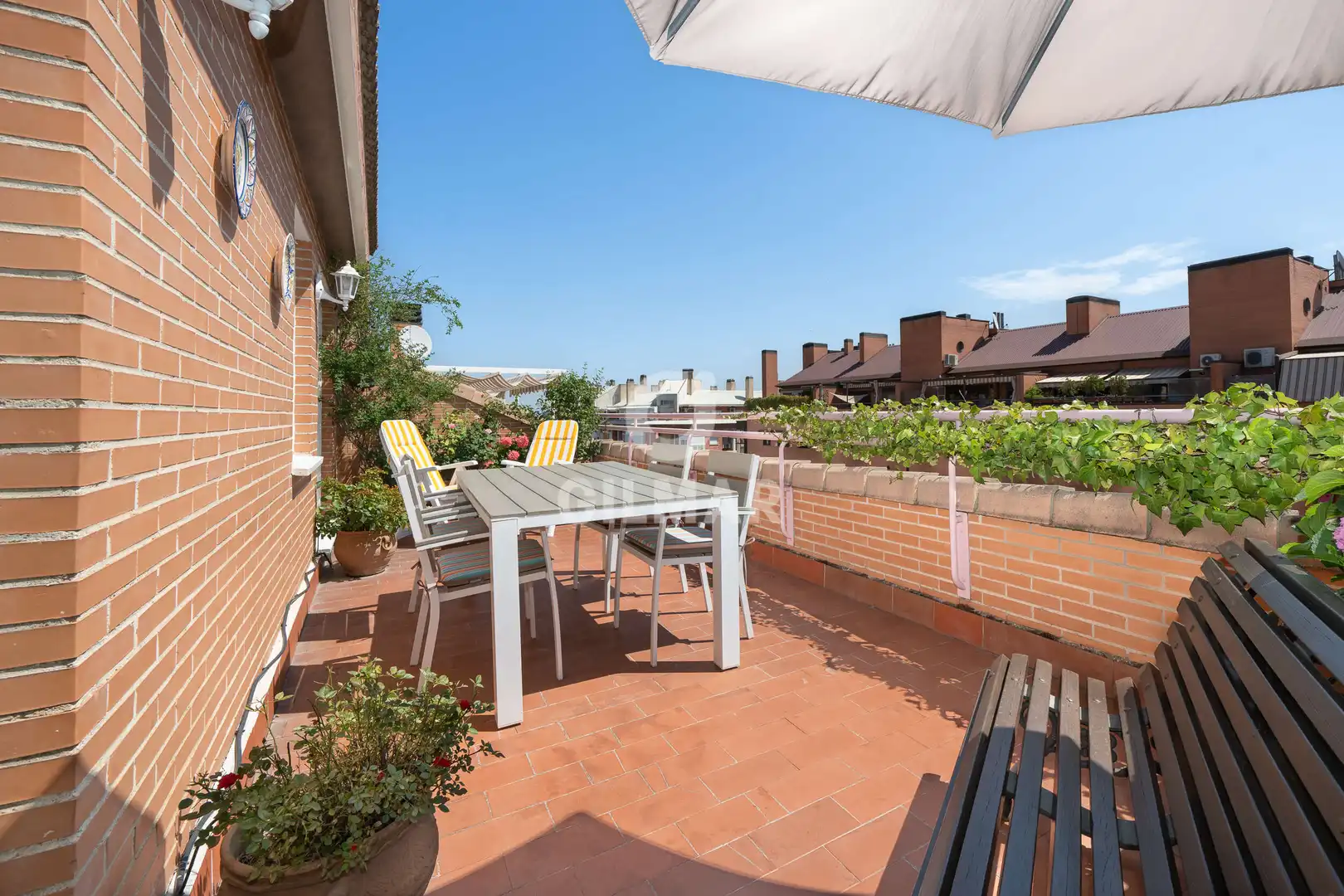 Terraza de Ático en venta en Madrid con Calefacción, Jardín privado y Trastero