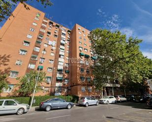 Exterior view of Flat for sale in Alcorcón  with Heating, Terrace and Community pool