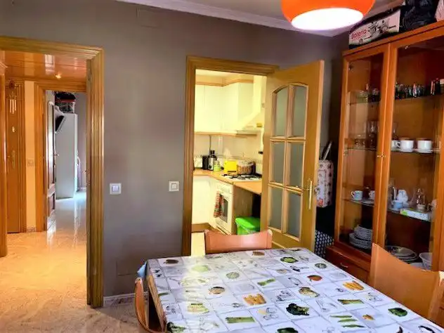 Cuina de Pis en venda en Sant Boi de Llobregat amb Aire condicionat, Calefacció i Balcó